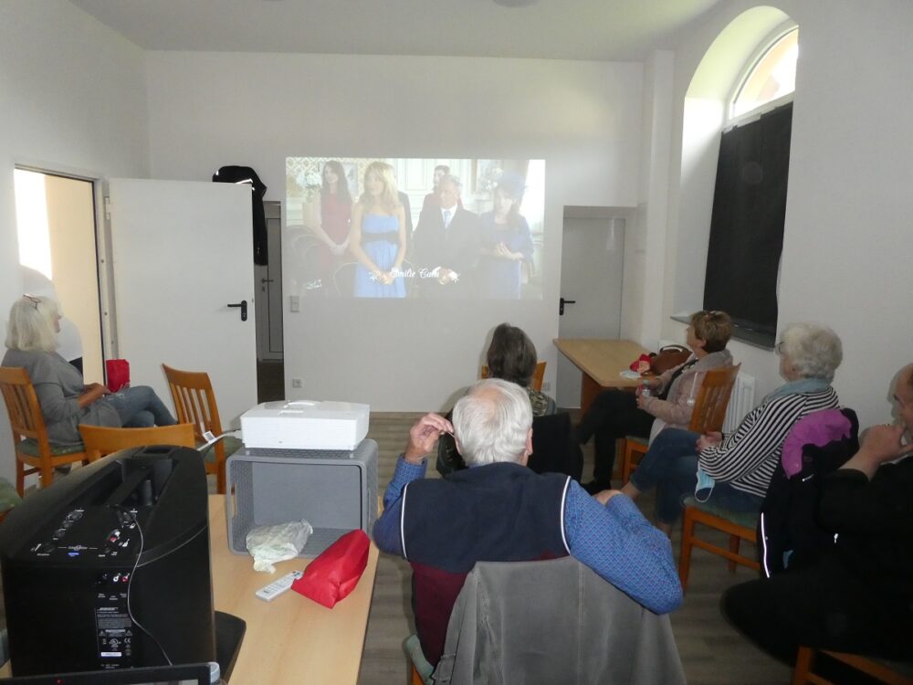 Gäste beim Filmabend