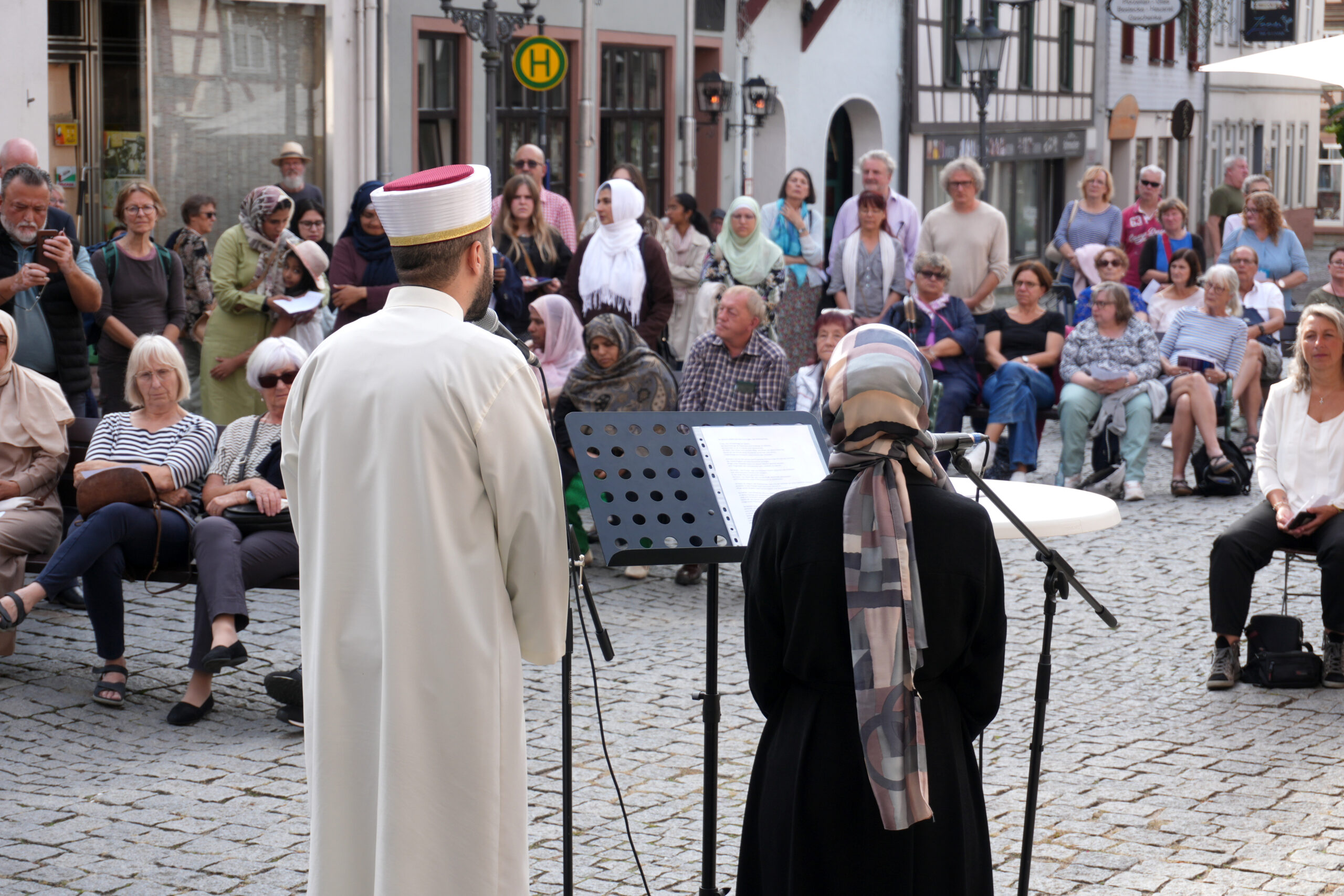 IKW - Gemeinsam für Frieden, Liebe und Freiheit