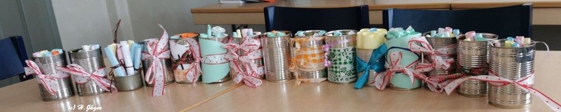 Wertedosen von Konfirmandinnen und Konfirmanden